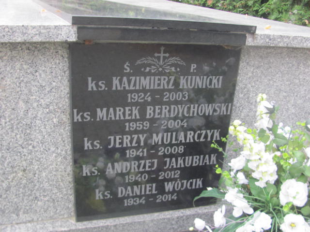 Marek Ks. Berdychowski 1959 Lubin - Grobonet - Wyszukiwarka osób pochowanych