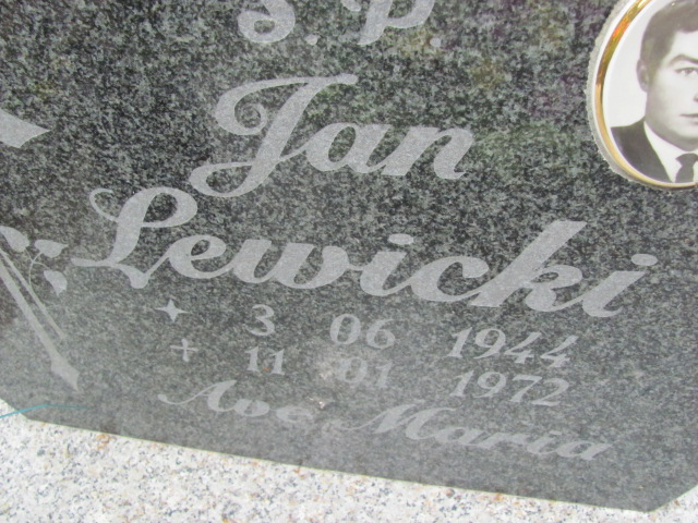 Danuta Lewicka 1947 Lubin - Grobonet - Wyszukiwarka osób pochowanych