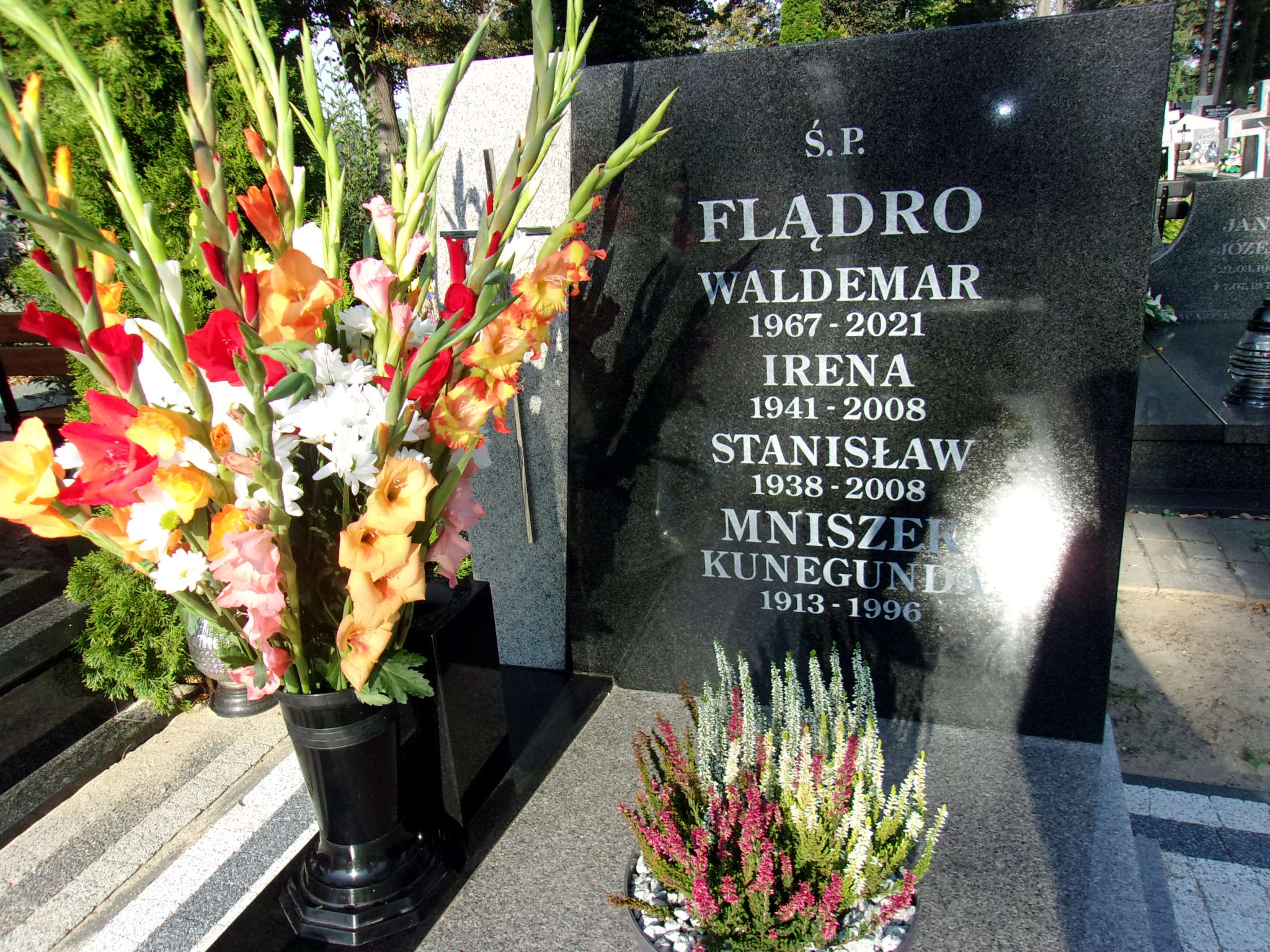 Waldemar Flądro 1967 Lubin - Grobonet - Wyszukiwarka osób pochowanych