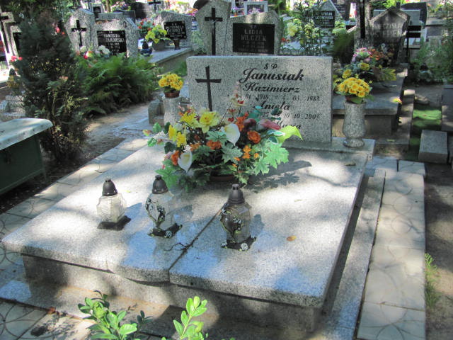 Grób Kazimierz Janusiak