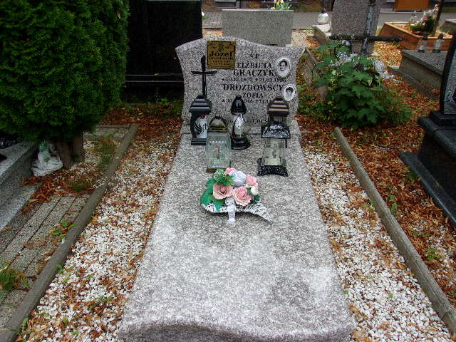 Grób Józef Drozdowski