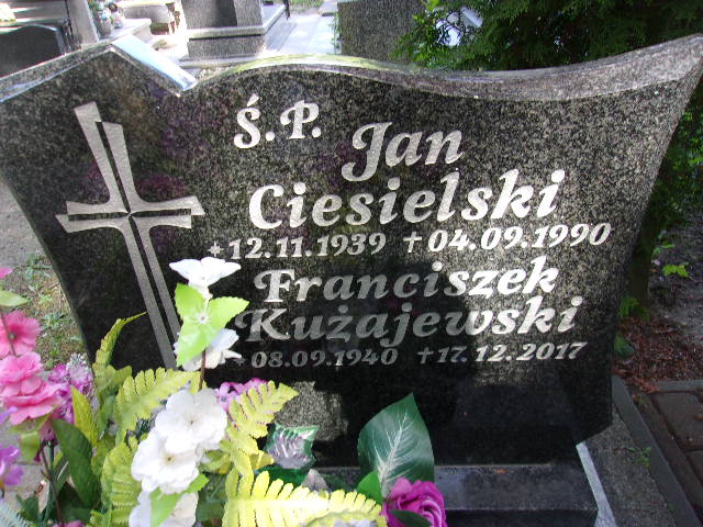 Franciszek Kużajewski 1940 Lubin - Grobonet - Wyszukiwarka osób pochowanych