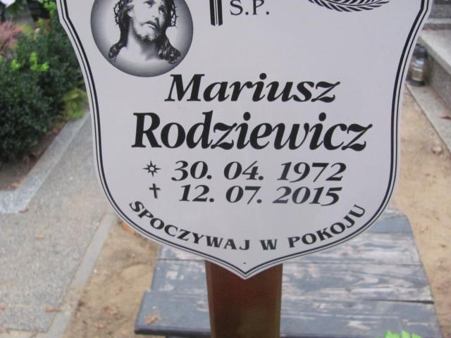 Robert Rodziewicz 1971 Lubin - Grobonet - Wyszukiwarka osób pochowanych
