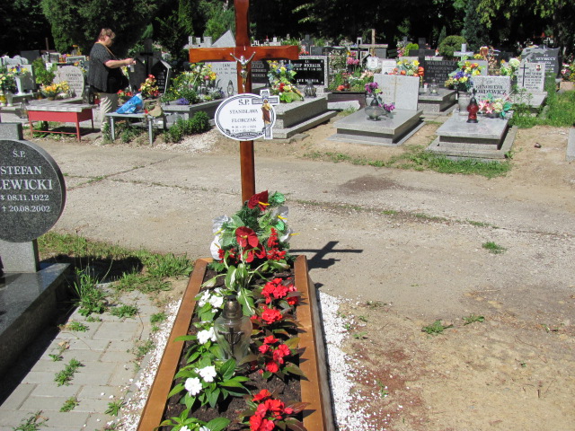 Grób Jadwiga Lewicka
