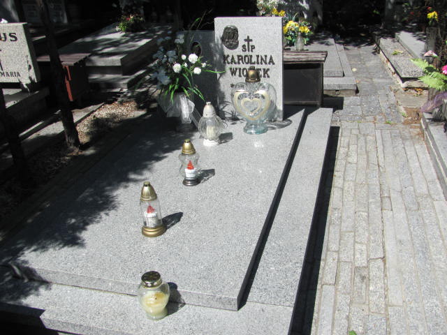 Grób Karolina Wiorek