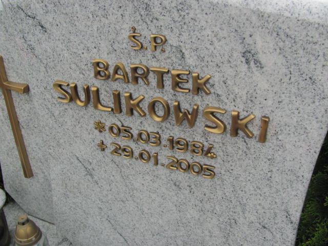 Bartosz Sulikowski 1984 Lubin - Grobonet - Wyszukiwarka osób pochowanych