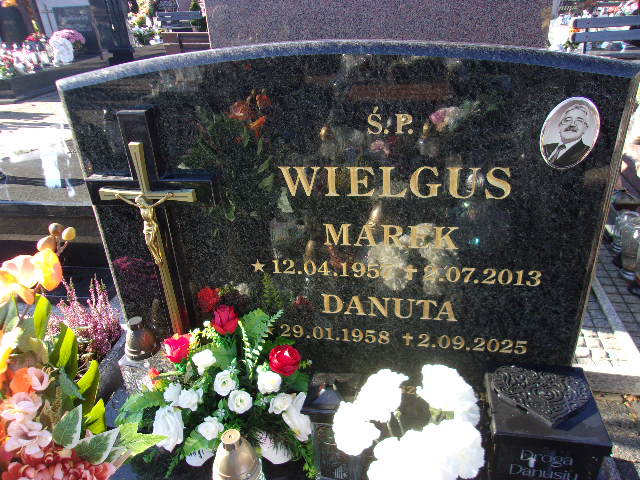 Danuta Wielgus 1958 Lubin - Grobonet - Wyszukiwarka osób pochowanych