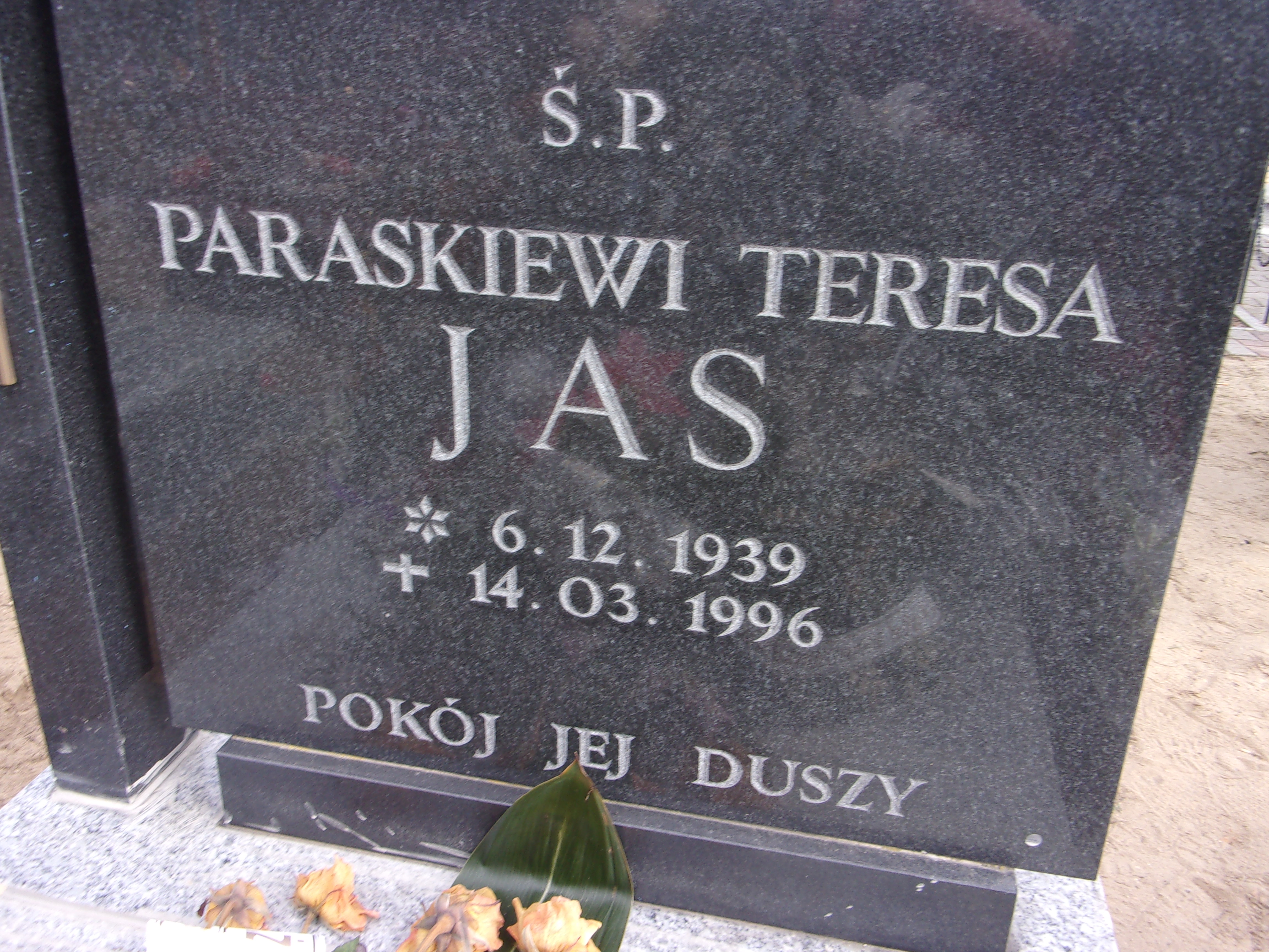 Teresa Paraskiewi Jas 1939 Lubin - Grobonet - Wyszukiwarka osób pochowanych