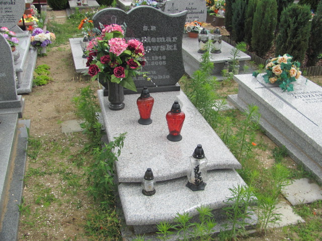 Grób Waldemar Makowski