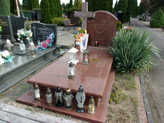 Grób Ewa Sidorowicz