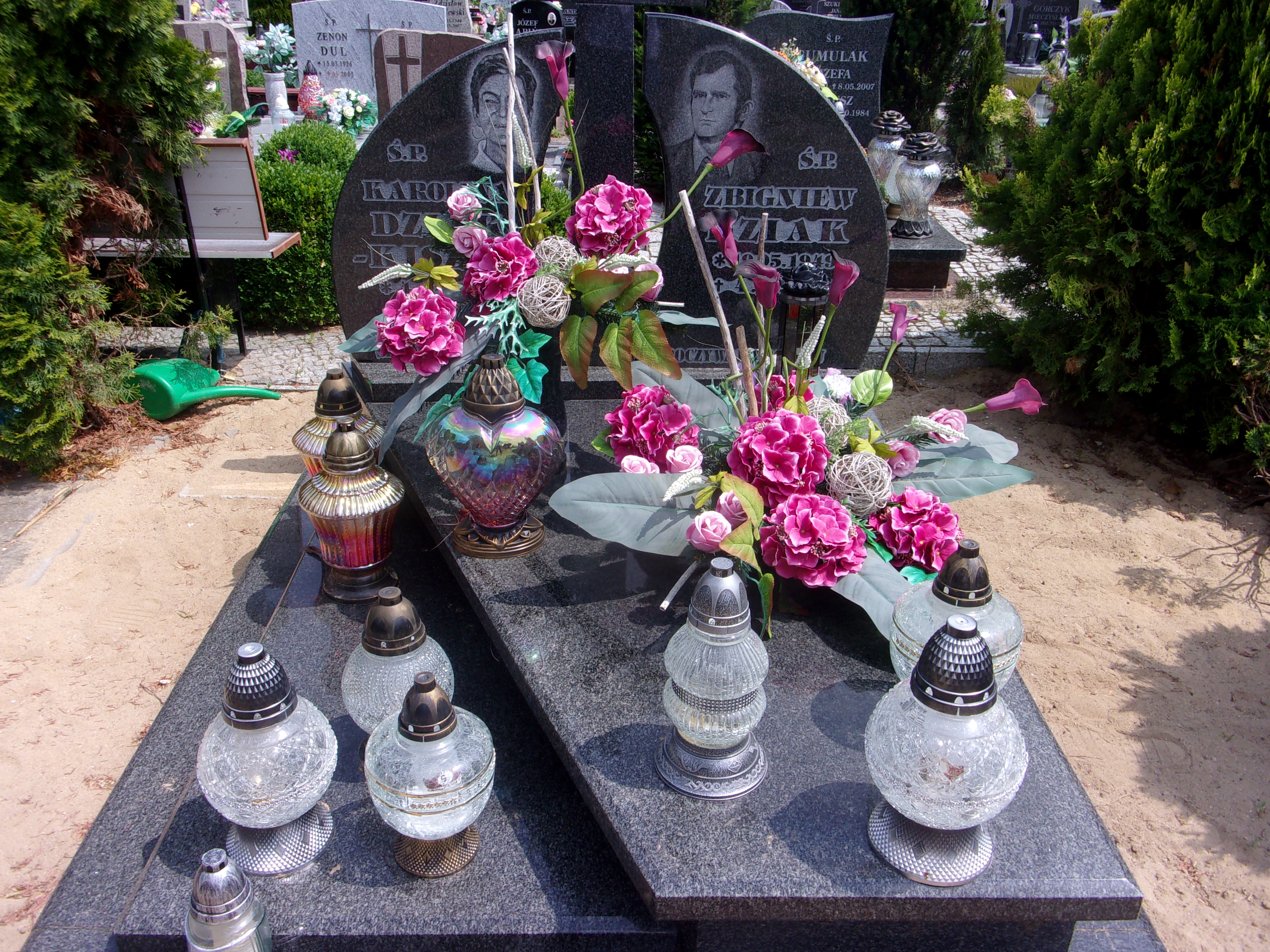 Grób Karolina Dziak-Kiszka