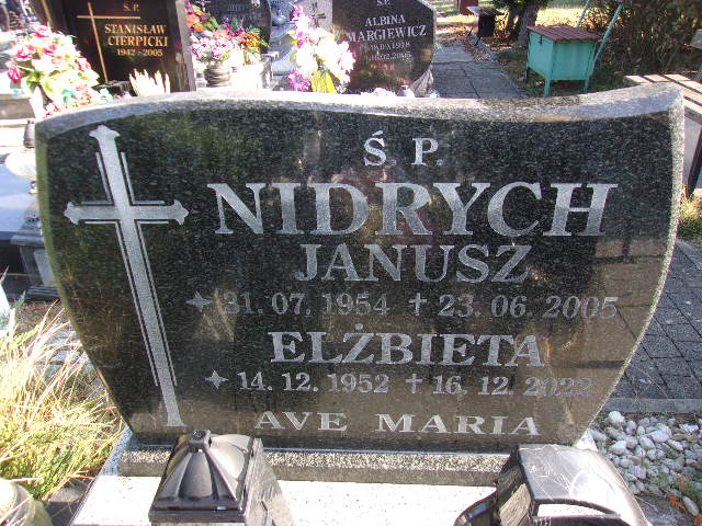 Elżbieta Nidrych 1952 Lubin - Grobonet - Wyszukiwarka osób pochowanych