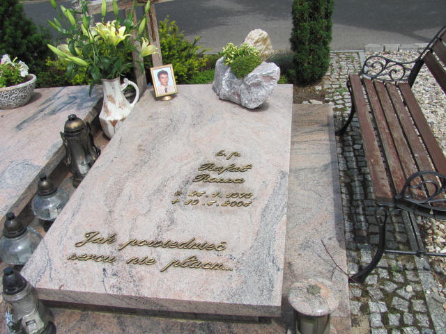 Grób Rafał Janusz Rossa