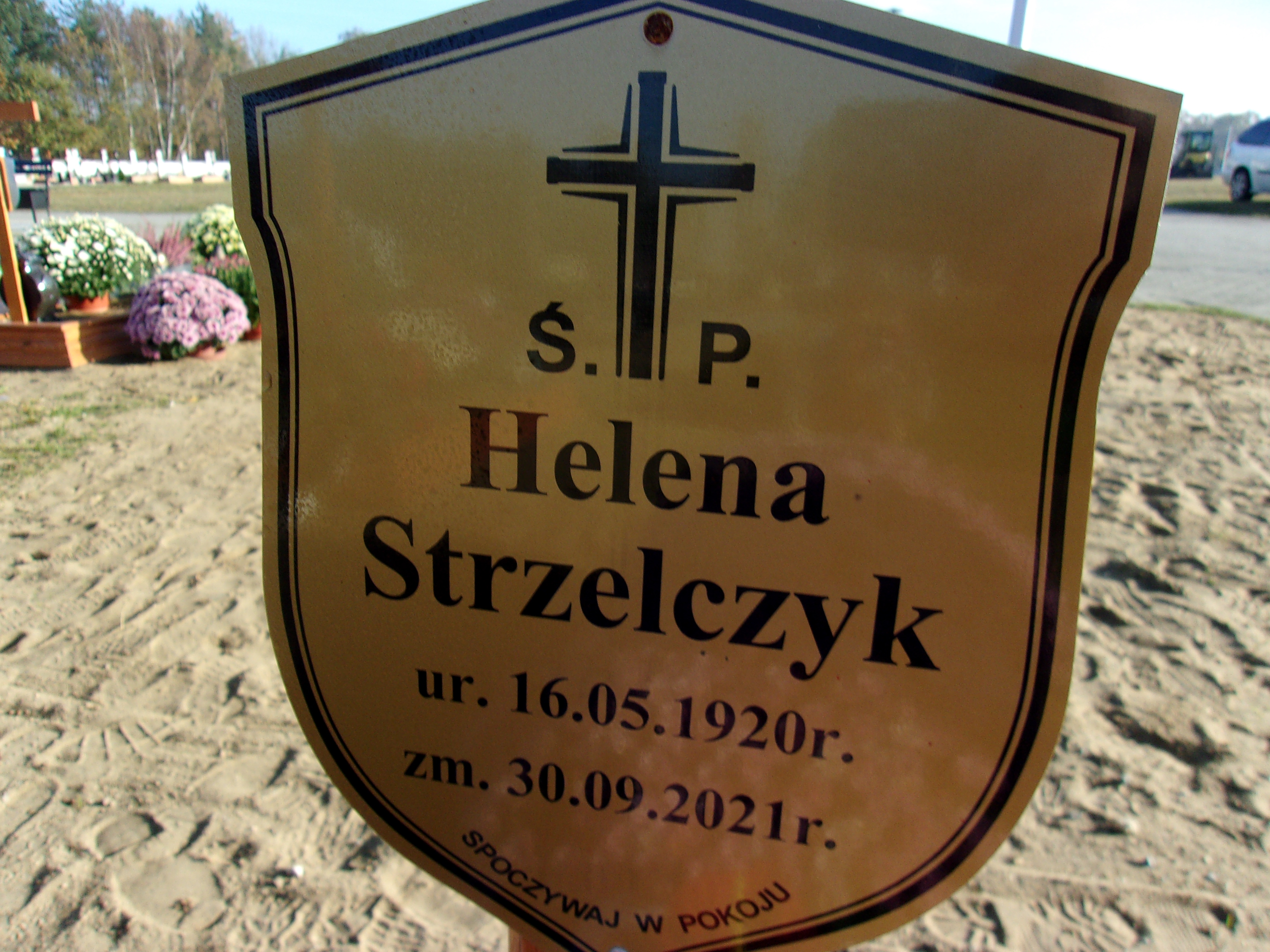 Helena Strzelczyk 1920 Lubin - Grobonet - Wyszukiwarka osób pochowanych