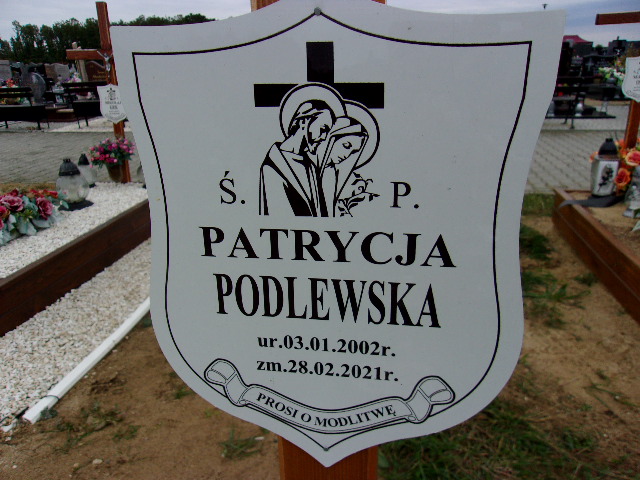 Patrycja Podlewska 2002 Lubin - Grobonet - Wyszukiwarka osób pochowanych