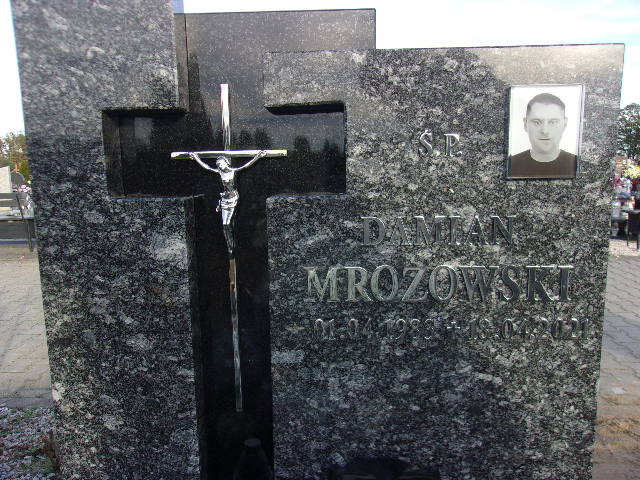 Damian Mrozowski 1983 Lubin - Grobonet - Wyszukiwarka osób pochowanych