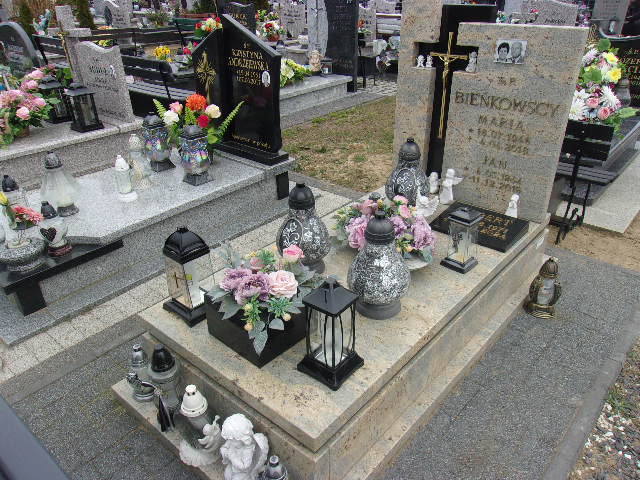 Grób Jan Bieńkowski